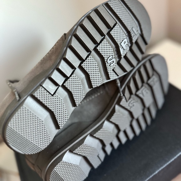 NWT & Box Sorel Evie Major Lace Up Winter Bootie Size 9 - Picture 2 of 4